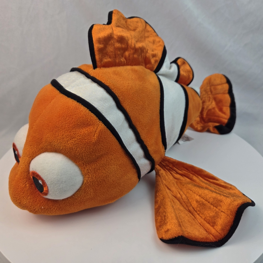 Genuine Disney Store Authentic Original Finding Nemo Plush 15''